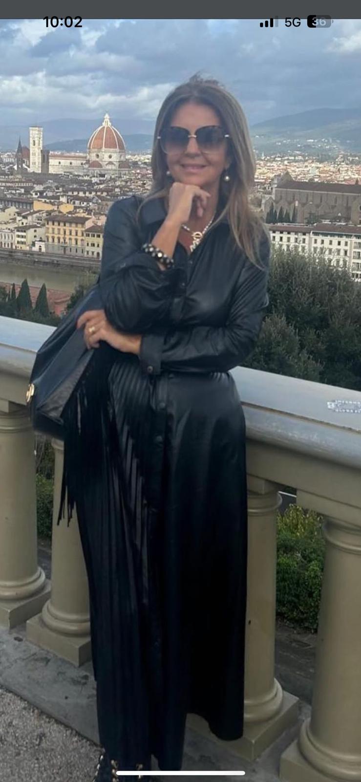 Look de Marta — gama negra en Florencia